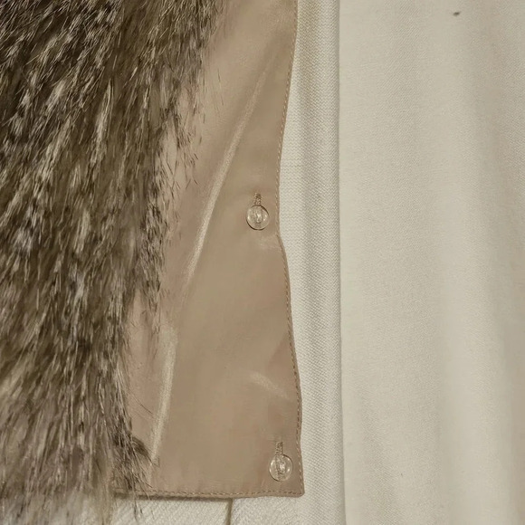 White House Black Market Removable Faux Fur Collared Sweater Off White Wmns Sz M - Picture 10 of 14